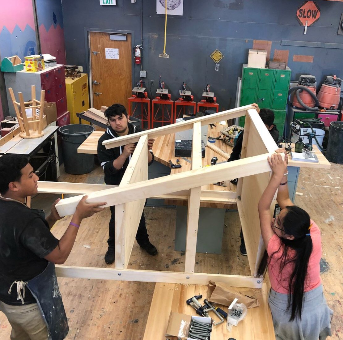 FremontTigers's tweet image. Good morning from our Design Studio interns!!! #design #ECCO #architectureacademy #woodworking #thearts #studentvoice #iamfremont #theshop #summerinterns #summer2018