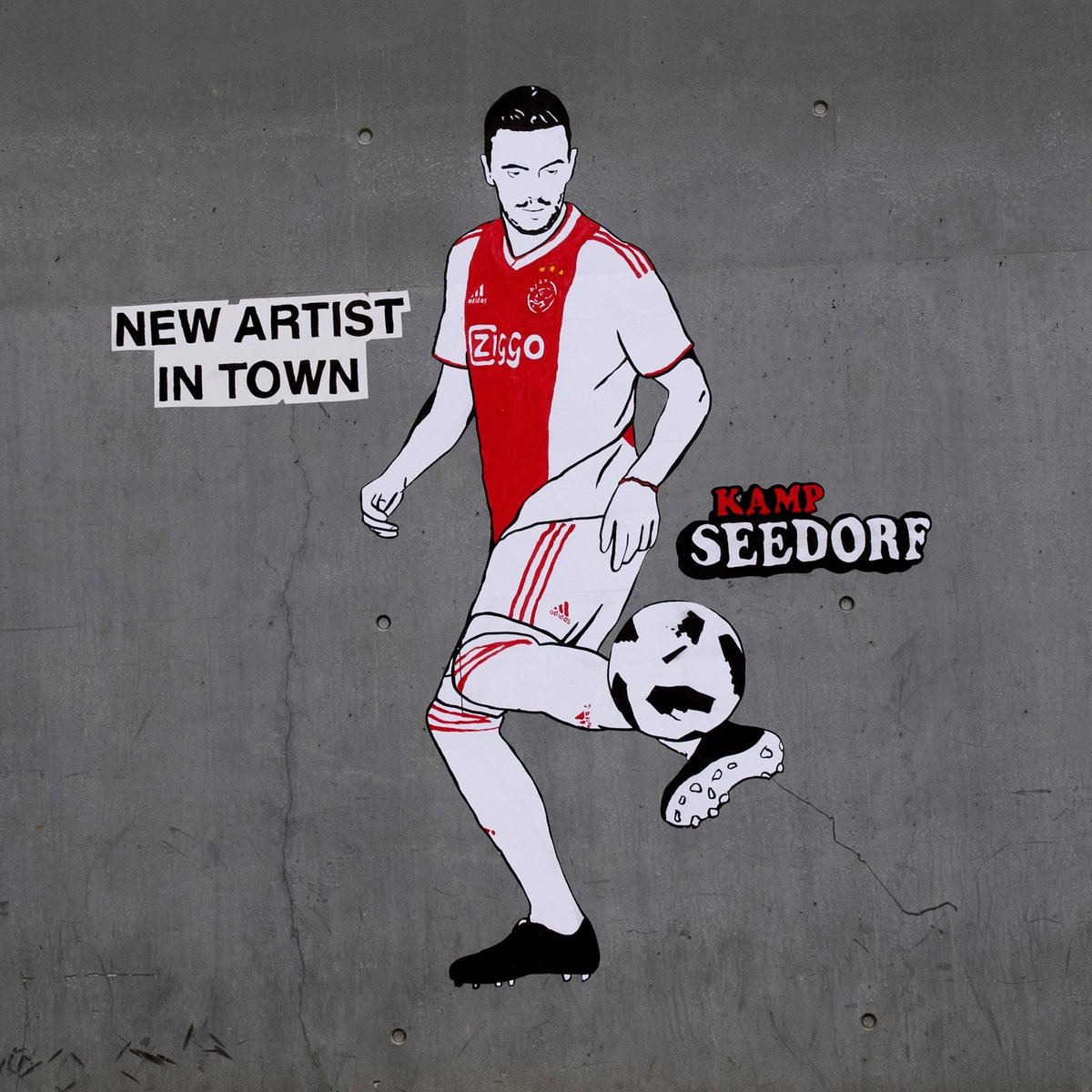 AFCAjax's tweet photo. NEW GIVEAWAY! 🎁 🇷🇸
Share your photo with the masterpiece & #TrendingTadic 🤳🏽
Best photo wins ➡️ limited edition! 👕 https://t.co/xoSS2iSynp