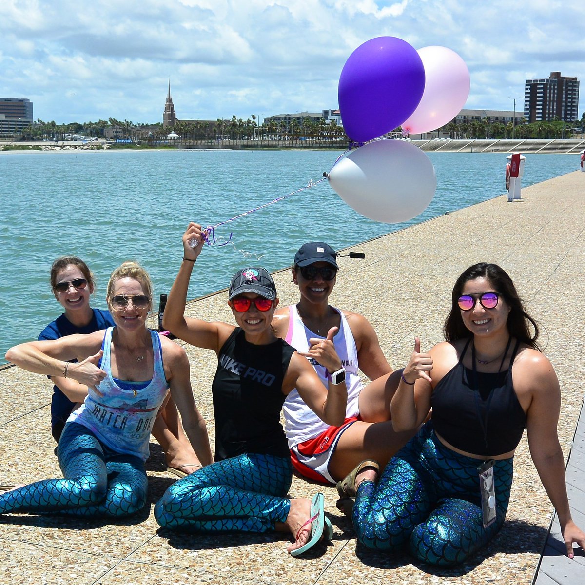 Water Dog Floating Yoga (DogFloating) Twitter
