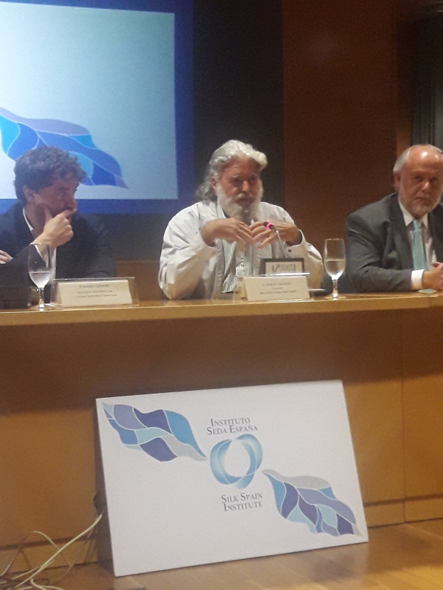 InteligenciaTur's tweet photo. Nuestro querido @PepeCaravaca presidente @AsociacionSedaEspaña #Murcia nos explica los origenes de la #Seda a través de los árabes.  #Sedaviva #SilkSmartRoad @SilkSPInstitute @GVAturisme https://t.co/lC62DX7IBA
