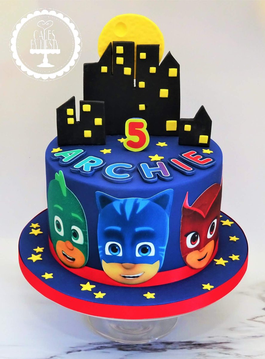 #pjmasks #catboy #owlette #gekko #nightscene #kidstv #kidscakes #cakesforboys #vanilla #cake #edibleimages #farsley #leeds #westyorkshire