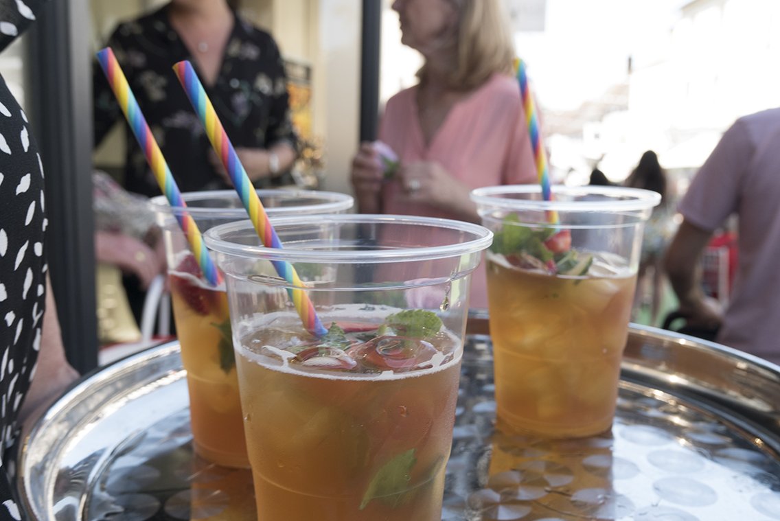 RROpticians's tweet image. @GeorgeStreetSTA had a buzz about it Sunday for the #weddingshow and was decorated beautifully. Here are a few memories of the day. Follow us for more lovely images in the next week.  @GalioJewellers @Wharton_Gold @CerimoniaStyle @dylanskingsarms @StAlbans_BID