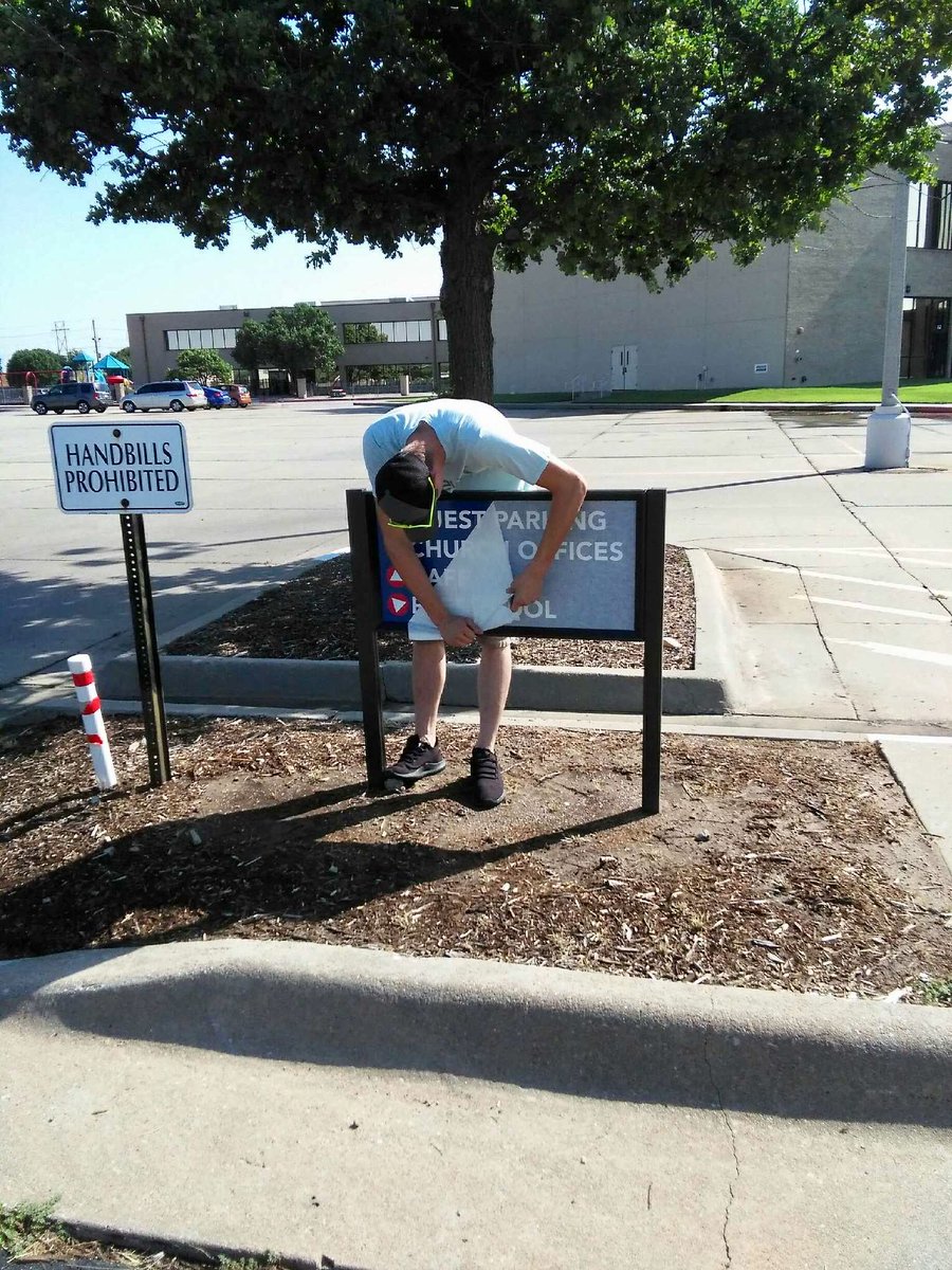 SignsDesignLLC's tweet image. We install your custom signs!