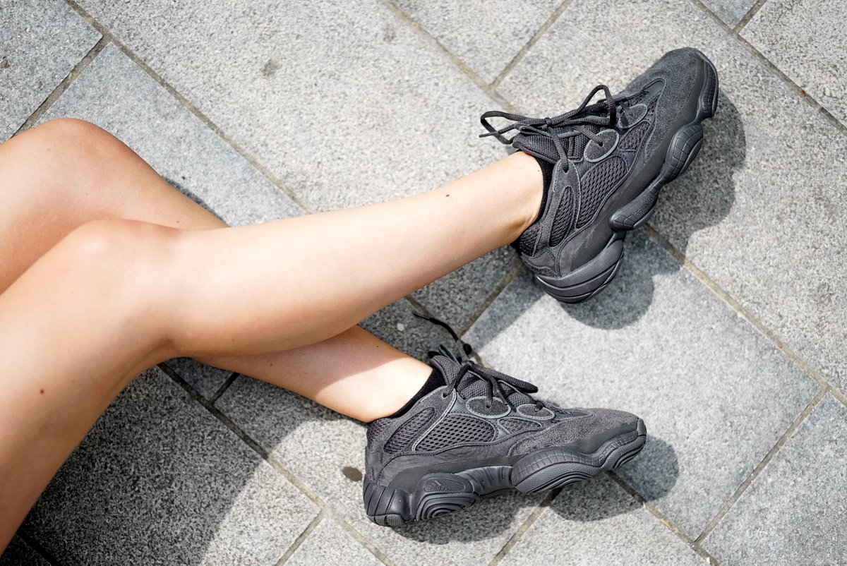 yeezy 500 black womens