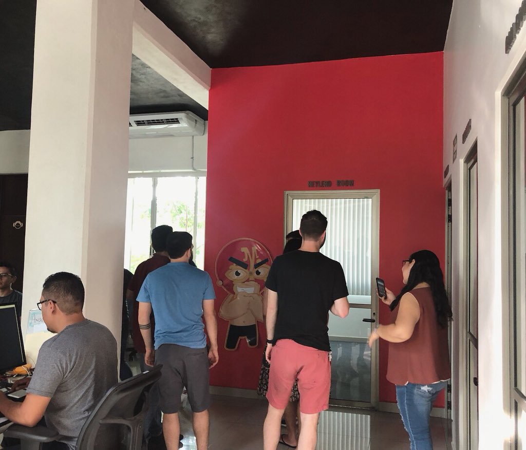 weareMagmaLabs's tweet photo. Welcome to our office 1DocWay team! 😃 It is always a pleasure to have #great #clients visiting! 👏🏻☺️ we hope you enjoy your stay! #WeAreMagma @GenoaTelepsych https://t.co/tKKlRkfL2B