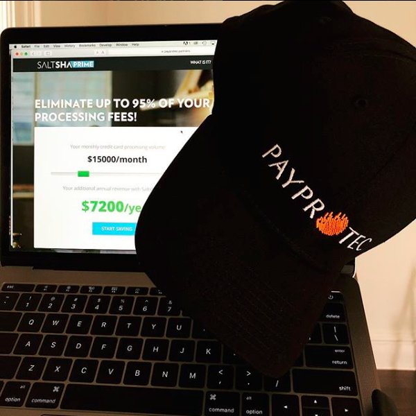 PayprotecSE's tweet image. STOP paying fees💸 to #creditcard brands!
Now you can accept cards without losing revenue with #SALTSHAPRIME!

Want to know how it works? Click below👇
Learn more or sign up for #SALTSHA PRIME:payprotec.partners/saltsha-prime/…

Pic Credit: PayProTec 

#PayProTecSE