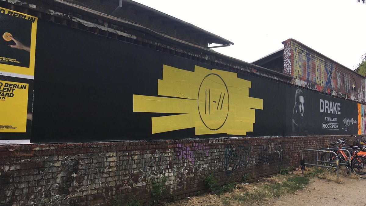 TOPClancyEra's tweet photo. SPOTTED: Billboard in Berlin || - // https://t.co/j7DPrGFbHg