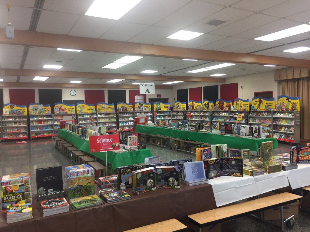SW Elementary Book Fair!! apps.swsd.k12.pa.us/wordpress/wmne…
