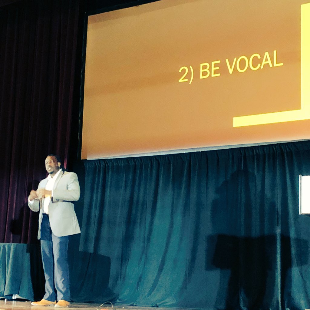 jgordonwright's tweet photo. Steps toward a new America for #TeachersLeading.
1. Be honest.
2. Be vocal.
3. Be vigilant.

Real inspiration from @JEFordNCTOY. https://t.co/M18fvNENVN