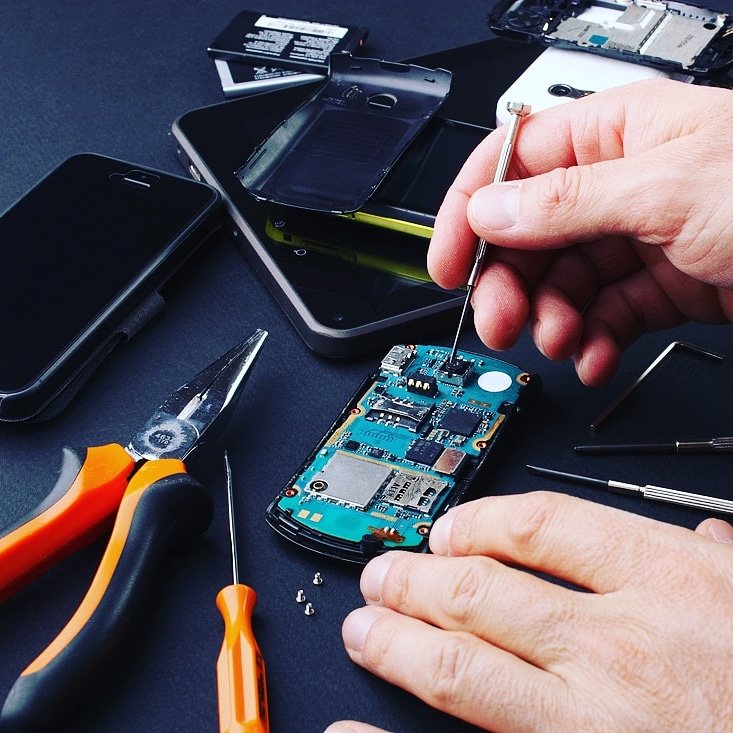 cusos_celular's tweet image. Curso completo Manutenção de celular!! Aulas GRÁTIS acesse o link bit.ly/CursoManutenca…