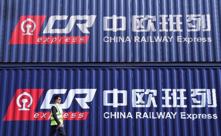 XHNews's tweet image. Chinese premier calls for China-Germany efforts to promote free trade