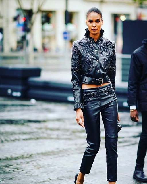 QueenoftheNi2's tweet photo. Reposting @fleur_de_vici:
🎆Be inspired. Be the trend.
.
. ✴https://t.co/Y1CBHmnvbg ✴ .
.
.
.
.
.
.
.
.
.
.
.
.
.
.
.
#fashiongram #fashionlover
#fashionpost #fashionstyle
#fblogger #instastyle
#lookbook #lookoftheday
#mylook #ootdshare
#styleblogger #styleoftheday https://t.co/IkU2EpDyQE