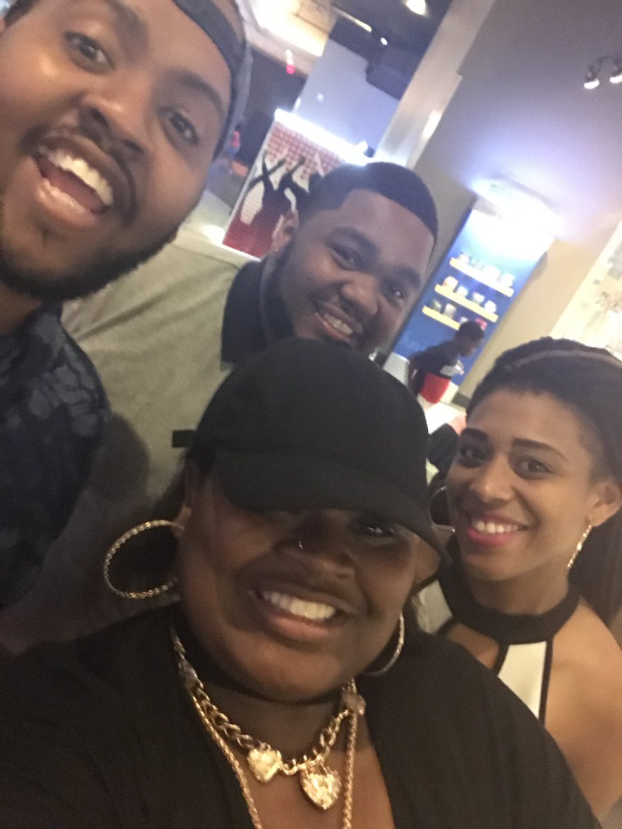 D_Goze_Amigos's tweet photo. I’m hurt that no one celebrated the 1 year anniversary of “LIT GIRLS IN THE MUTHAFUCKING BUILDIIIIIIIIING BITCH!!!”

BTW: I’ve opted out of shots of hot vodka from my trunk this year. Taking the sober route. https://t.co/WIRkY3RSIT