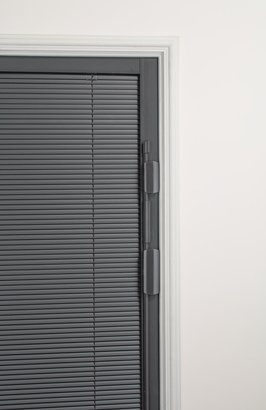 ODL_Doorglass's tweet photo. Staying true to our mission for #innovation, we have FOUR new colors for our Enclosed Blinds! Explore our new line of Enclosed Blinds Color Collection and find the one that fits best with your home and style: https://t.co/kyglVBoCmv https://t.co/HsLVAchMcx