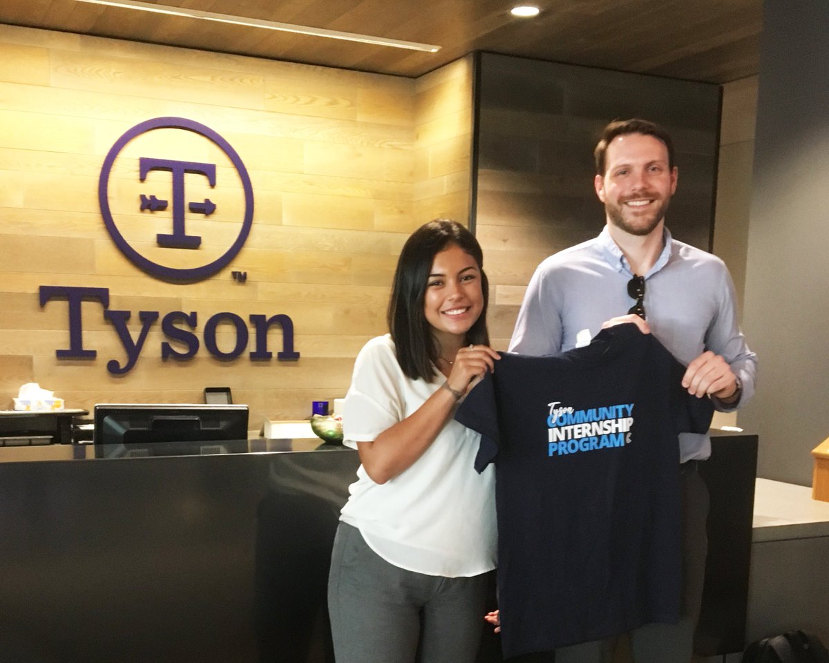 CommonThreadsUS's tweet photo. We’re pleased to announce that we've been chosen as a @TysonFoods' grant recipient! This investment in the #Chicago community will help us empower thousands of children to #cookforlife! https://t.co/3Wwpn6LiEa