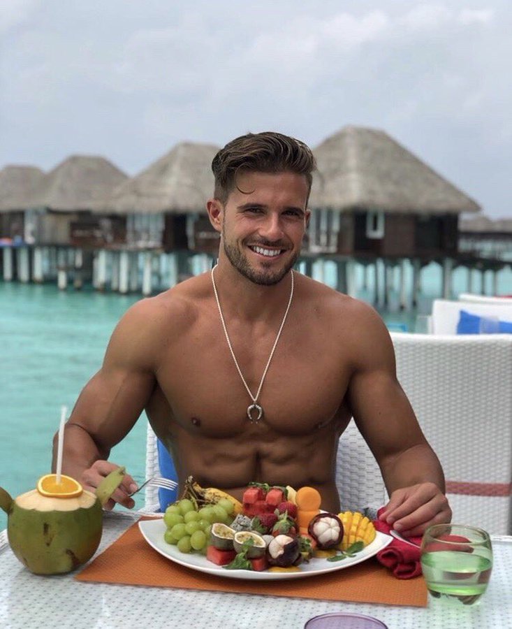 Luis Castro tweet media