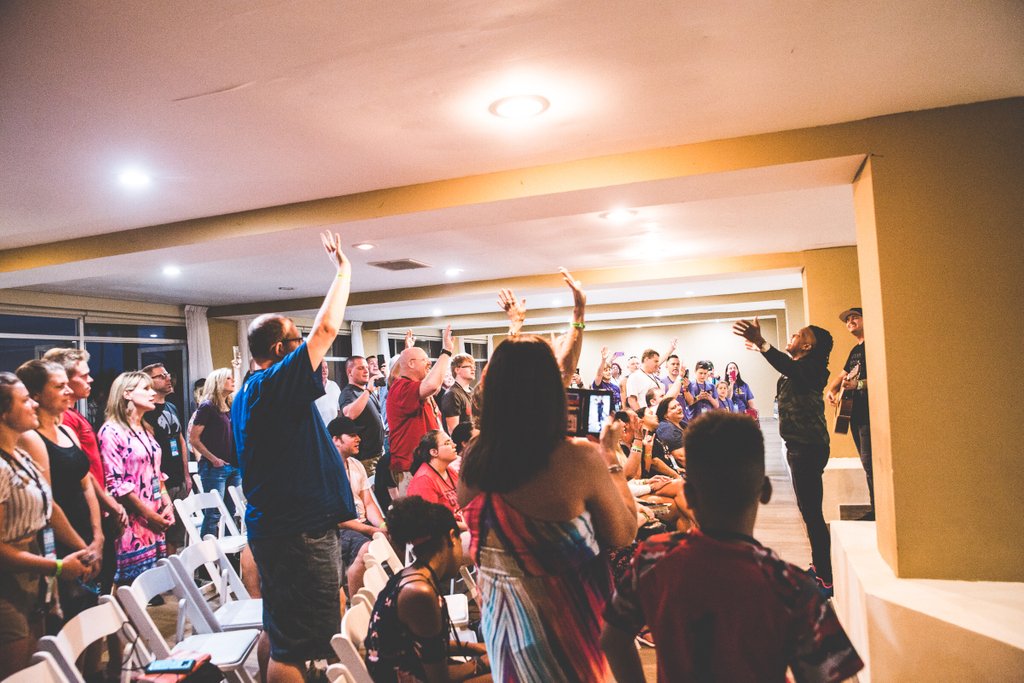 GNDMissions's tweet photo. Our first day of the 2018 GOD’S NOT DEAD MISSIONS was a blast! Made it safely to Mexico, and went straight to group orientation, to prepare our hearts and minds for what God has in store. Stay tuned on @gndmissions as we go! https://t.co/YvqJ7OnbDH