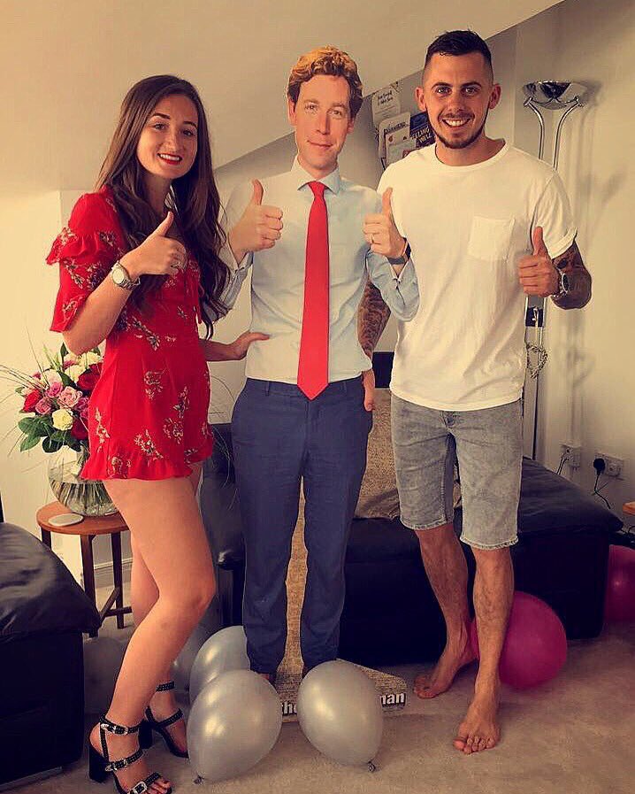 CharleneWhite's tweet photo. An @itvlondon viewer is such a fan of our @MartinStewITV that he made him into a cardboard cutout as a pressie for his girlfriend. This has totally made my day 😂😂😂 https://t.co/WPByJcwTz3
