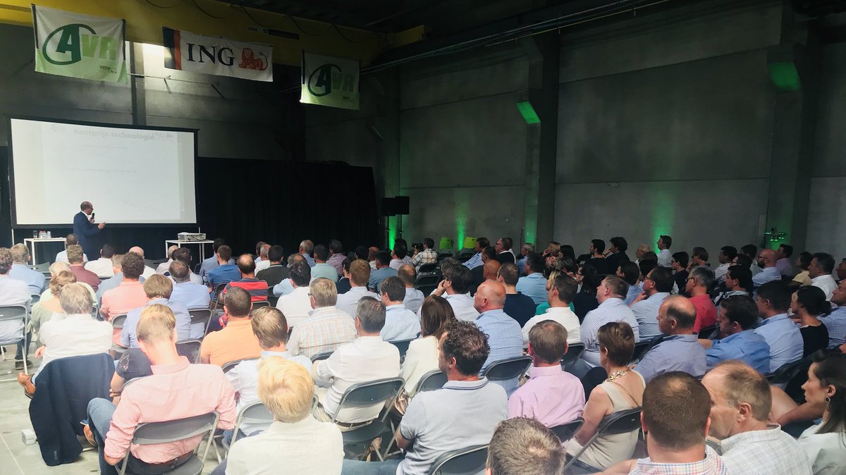 BMommens's tweet photo. Great agriculture insights #avr by @uyttenho. https://t.co/q3El96XqNt