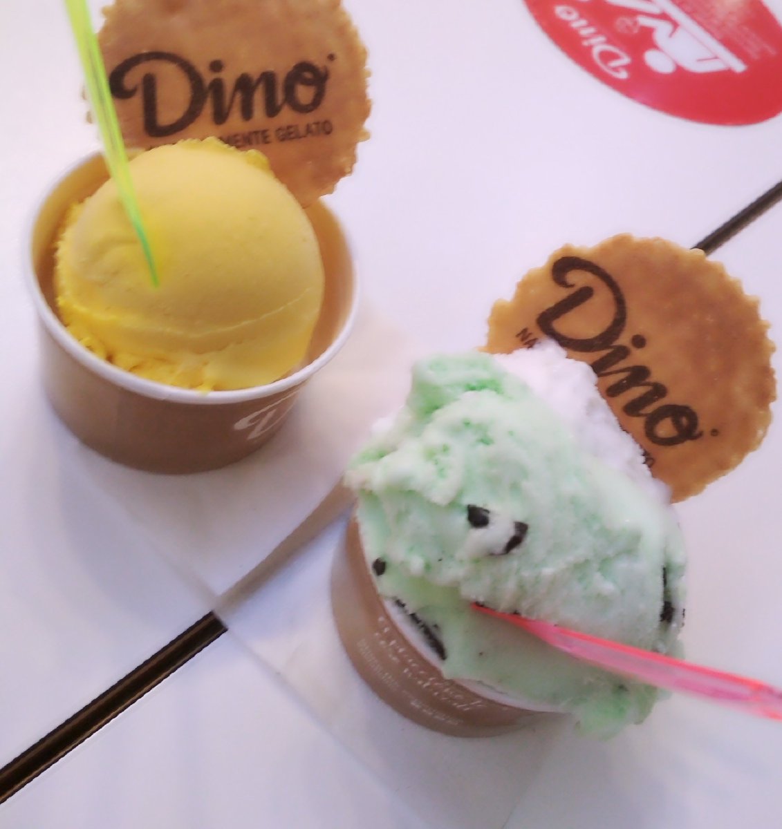 somnormals's tweet photo. Helado Time!!😉🍧🍨
Todo es mejor con un buen helado de limón🤗
#icecream #luneschulos #heladotime #summer https://t.co/XNjNPXwaBt