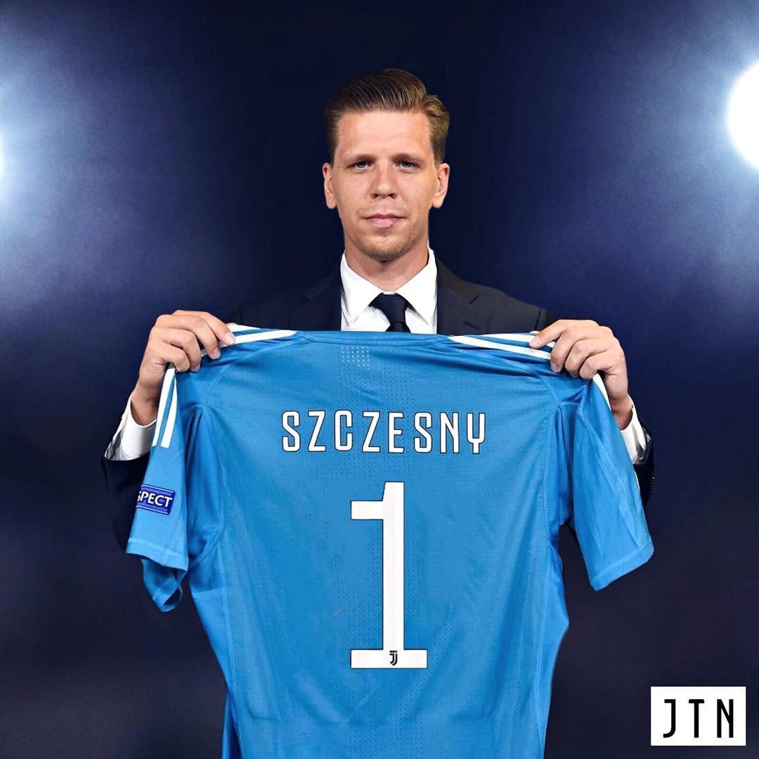 szczesny jersey