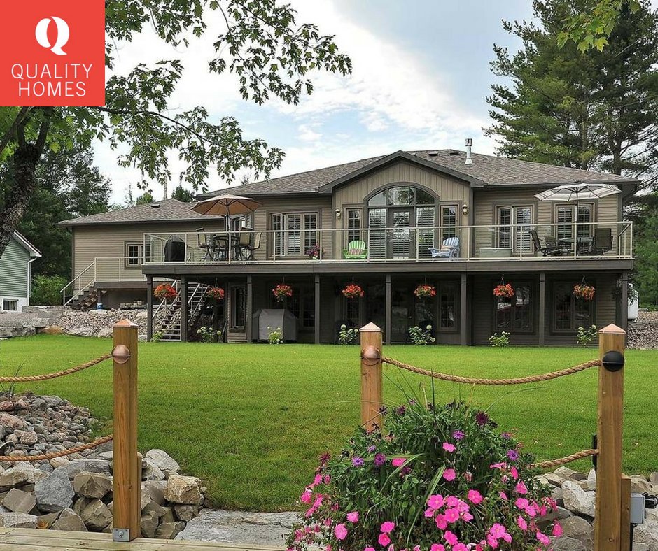 QualityHomes_CA's tweet image. We work with you through every stage of the process – from planning to financing. You simply give us a 10% down payment and pay NOTHING ELSE until your home is installed on your lot. #modularmondays Find out more- bit.ly/2NjubQL #qualityhomes #modularhome #customhome