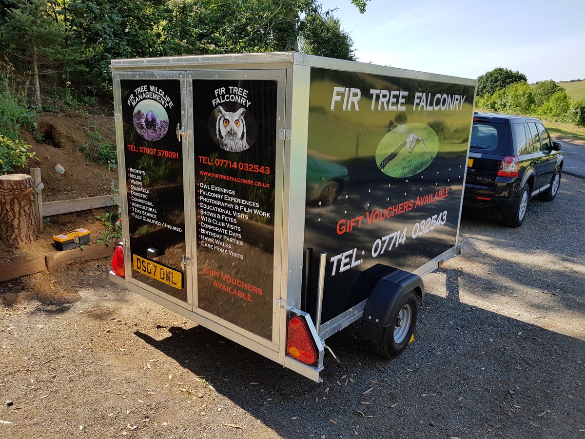 FreebirdKeith's tweet photo. Here's a picture of a trailer I did for Fir Tree Falconry recently. If you're interested in something similar then give Lois a call on 01295 275040 https://t.co/U4gw25ptIm