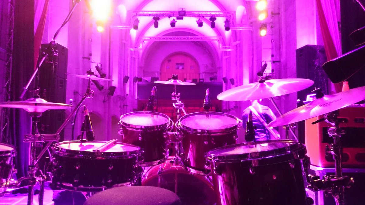 HolyheadRising's tweet image. We're counting down the days now!  Are you?? 😎🤟🕺💃🍺🍷🎼🎸