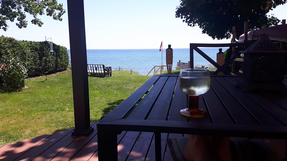 In my happy place for the week...Sorry I can't come to phone right now, if you require immediate assistance that's just too bad!