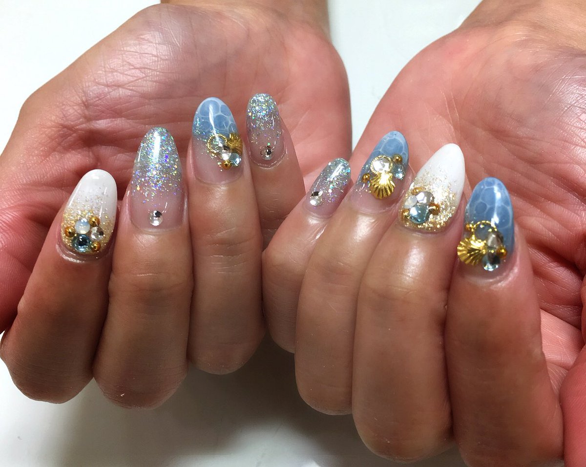 ネイルサロンmarch 難波本店 大倉です 今日のお客様ネイル 色々な夏ネイル紹介します 夏ネイル シンプル ネイル シェル ドロップネイル