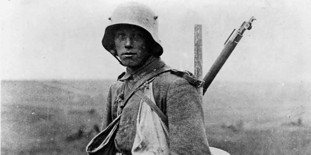 HistoryHub_ie tweet picture
