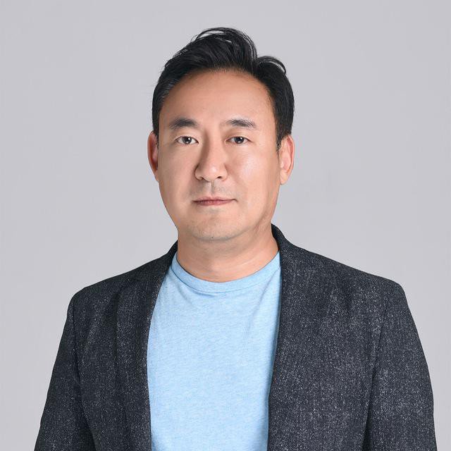HyperQuant_net's tweet image. We want to welcome new member of our advisory board Chief Operating Officer of Coinplug and co-founder of Metadium — Richard Yun. Read more here: bit.ly/2N1FNa9
#hyperquant