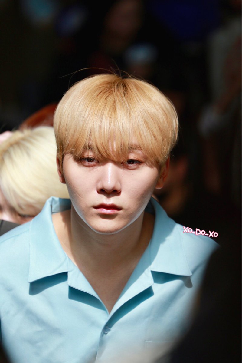 _BSKBR's tweet photo. [FOTOS] 05.07.18 #SEUNGKWAN no Aeroporto de Incheon indo para o Taipei.

Cr. xo_Do_xo https://t.co/zXZPUd9bCB