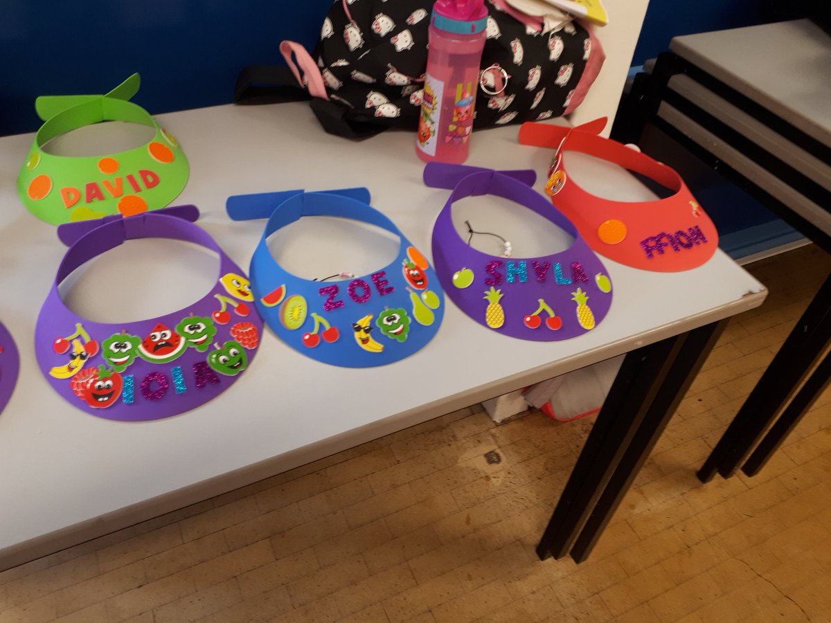 lloosc's tweet photo. Our summer craft https://t.co/gzZOgIzoQH