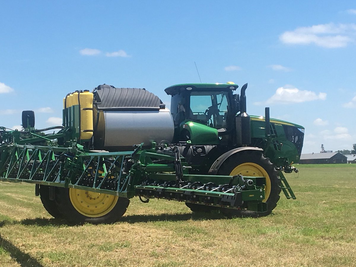 LeaseIron's tweet image. Learning about #apply18 and the #JohnDeere #ExactApply sprayer technology.
