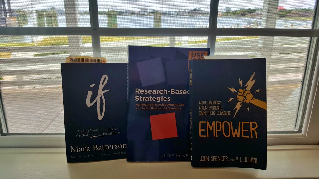 ShannonSnipes2's tweet photo. Even with Charlie looming, I made it! Let's learn, lead and read because every great leader is a reader😁!
@JCPS_NC
#SNIPESROCKIN'OCRACOKE https://t.co/CJfaAeuHrx