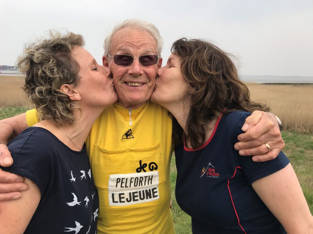 Nu pas de docu #allesiskoers kunnen bekijken over Jan Janssen. Wat een vakwerk van <a href="/ArianeGreep/">Ariane Greep</a> en <a href="/Bassteman/">Bas Steman</a>.