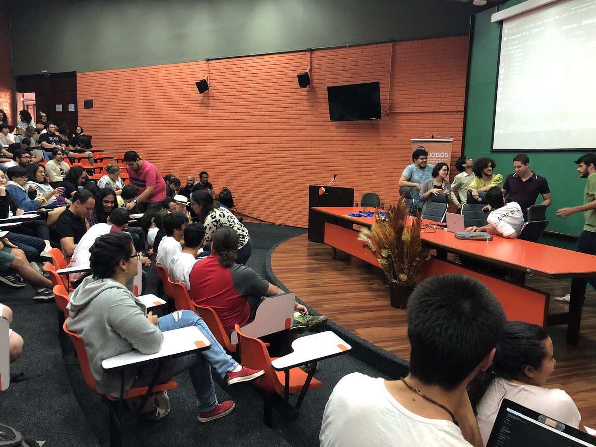 saulocamarotti's tweet image. IGJogos na Unb! Legal poder ver o que os estudantes estão produzindo de games. #unb #madeinbsb #studentgame