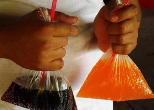 JoseMMG93's tweet photo. #TeHaceFaltaBarrioSi No Tomabas tu Refresco así https://t.co/GJPpF8Rt6r