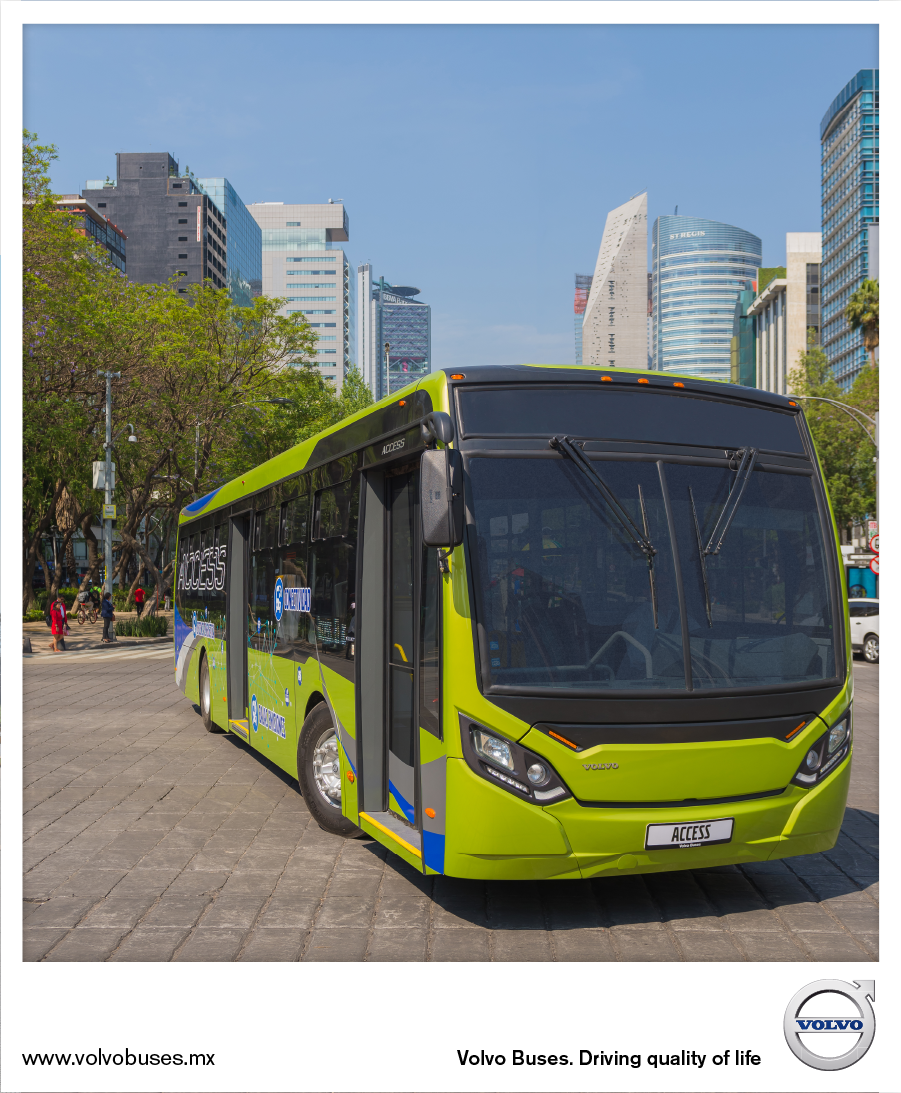 VolvoBusesmx's tweet photo. Acceso fácil para todos gracias a su entrada baja y a su rampa para sillas de ruedas. Los pasajeros experimentarán viajes más seguros y rápidos. #VolvoAccess, accesibilidad que transforma tu ciudad. https://t.co/PtObTVv4pU