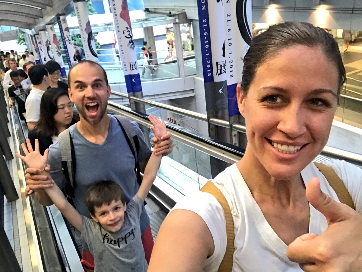 OBriensAbroad's tweet photo. Did you know Hong Kong has the longest escalator in the world? 

Did you know that's even a thing? 

😂

It's called Mid-Levels and it's 800 meters long!

#hongkong #midlevelescalator #travel #travelblogger #traveler https://t.co/DF1iS8QyCD