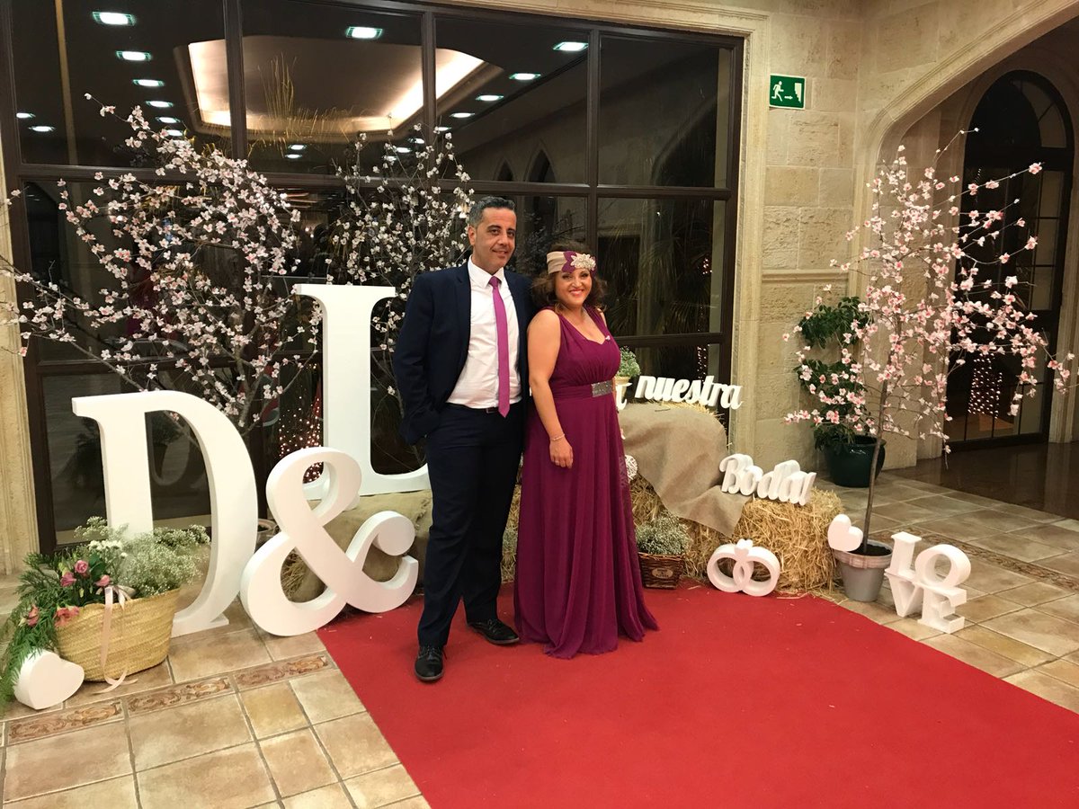 lorenight24's tweet photo. Feliz cumpleaños mi vida @Franmleon otro más a tu lado y este es más especial que ningún otro Cariño. Eres el amor de mi vida y siempre estaremos juntos hasta viejitos gordo mío. Te quiero mucho mi pequeño 😘😘😘😘 https://t.co/gD12B063y5
