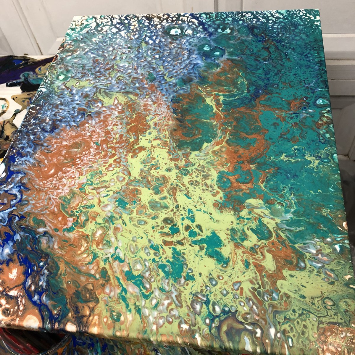 cre8thethings's tweet photo. So much fun trying acrylic pouring last night! This was the third (and largest) piece I made! #art #create #acrylicpouring #sundayfunday #sanfrancisco #notafraidofcolor https://t.co/klArmPSwu8