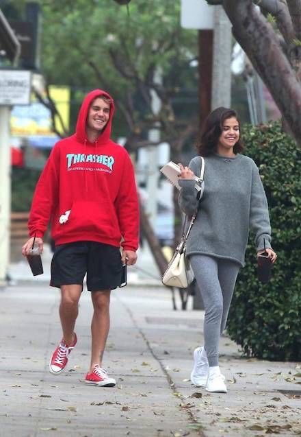 cryselenagomez's tweet photo. acho que eu nunca vou entender o que aconteceu https://t.co/CKoeeqyFCV