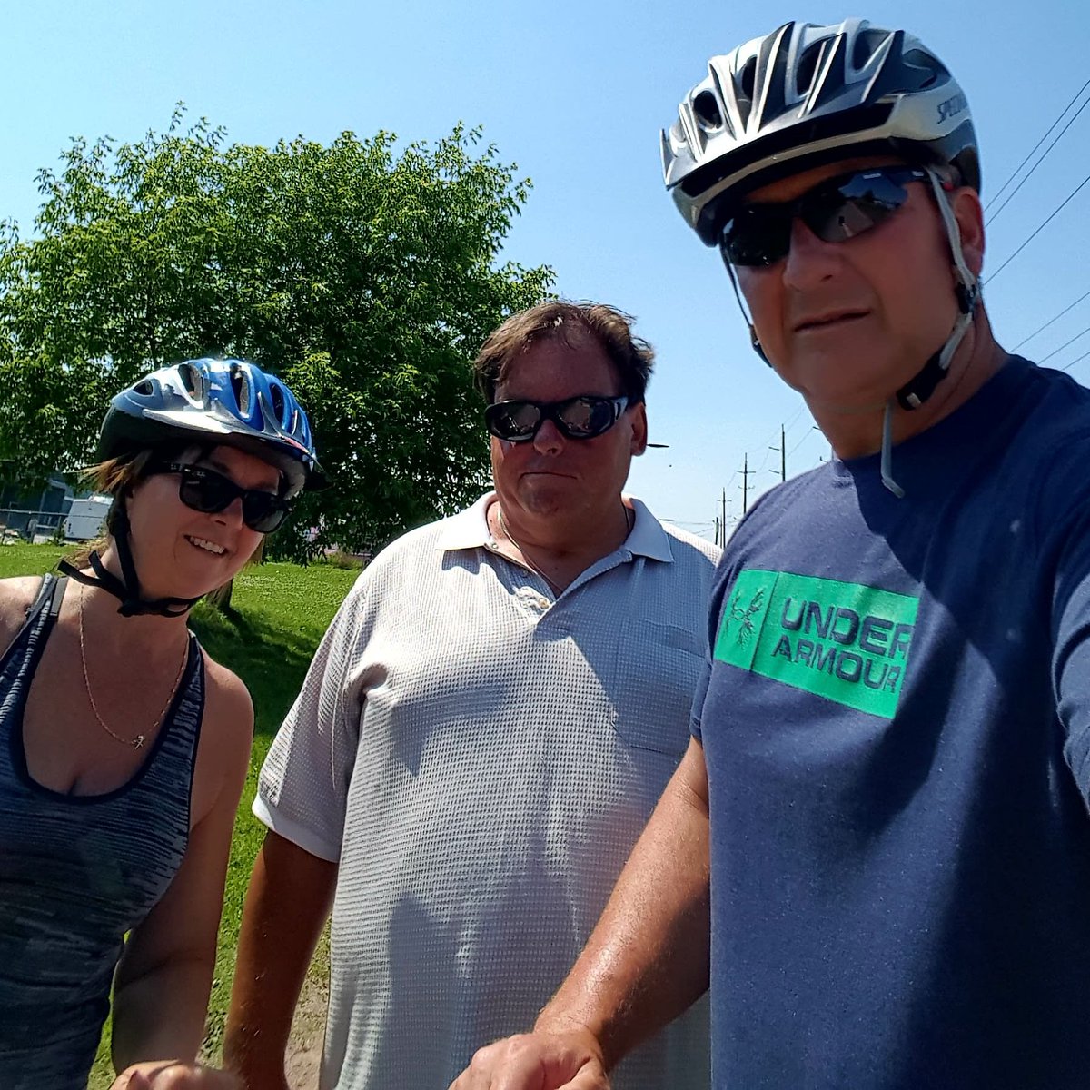 Out on the trail today we ran into Kenny Murnaghan, who continues to bring awareness to brain injury. Kenny was handing out DQ sundae coupon to those wearing helmets. Keep up the great work Kenny.