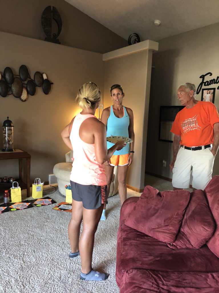 kimbrown106's tweet photo. Feeding the softball family is what I do best #softballmoms #gowarriors @SBL_Softball https://t.co/qWwIbo3yyN