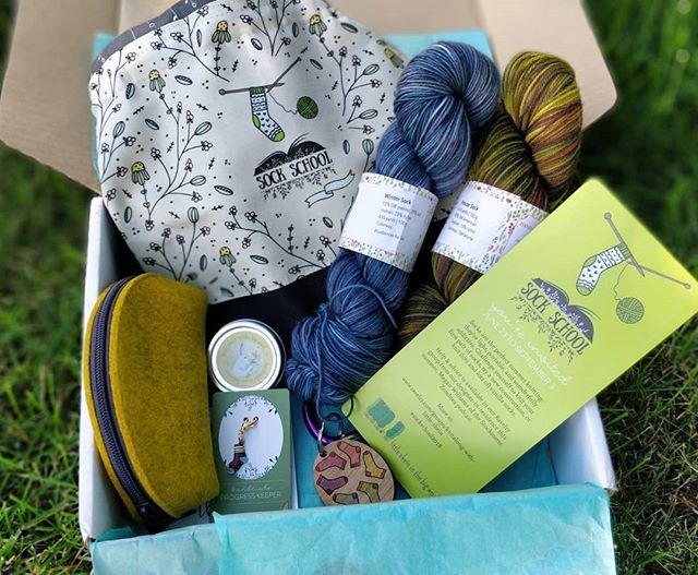 JustRunKnit's tweet photo. My school supplies for #sockSchool2018 from @littleskeinanne arrived! 😍😍 I squee-ed, I squeezed, I petted, and I couldn't be more thrilled with every single finishing touch, and all things SOCKS! I can't wait to get the House Sock (super smooshy Targ… https://t.co/JcH6ZCvmOV https://t.co/pVOVs4FwaC