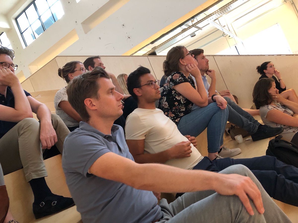 Vanavond zijn we welkom bij <a href="/Studyportals/">Studyportals</a> voor onze kameravond. Een enthousiaste presentatie van <a href="/JoranVanAart/">Joran van Aart</a>  over het reilen en zeilen binnen een van de snelst groeiende bedrijven van Nederland.
