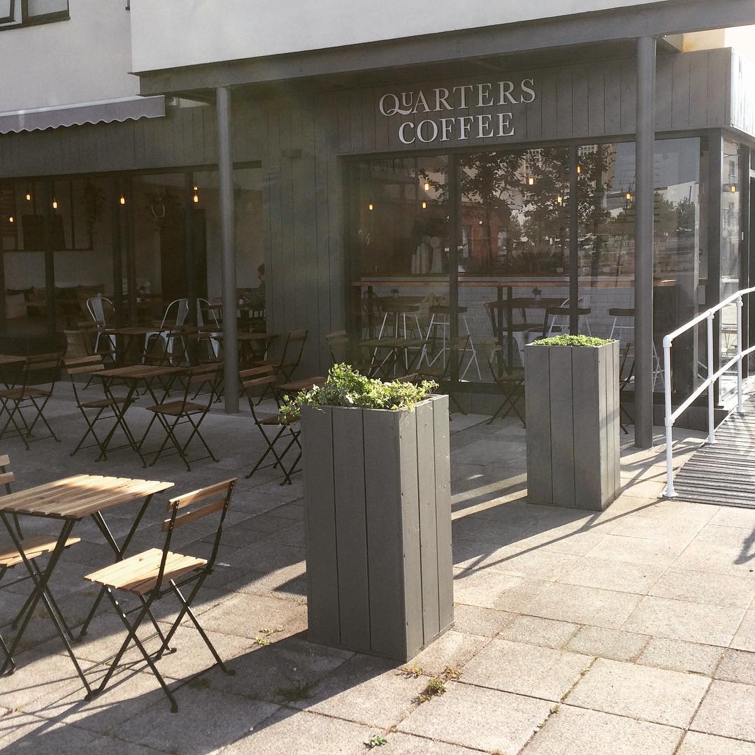 quarterscoffee's tweet photo. Hey #PortHour 

We offer venue hire for events, parties, meetings - you name it! Drop us an email at quarterscoffeeuk@gmail.com for more info... https://t.co/jOPic478Rh