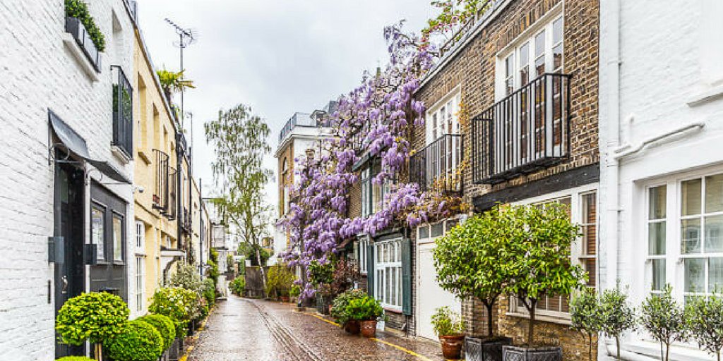 myiconstory's tweet image. Visiting London's side streets is a perfect way to get to know the hidden side of this amazing city. Don't miss @ladyinlondon list of London's prettiest mews  #London #Londonlife #exploringLondon

bit.ly/2Kh7jTP